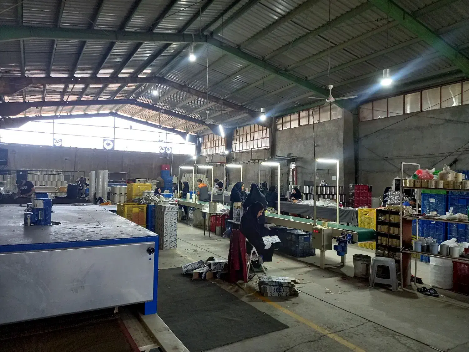 استخدام نیرو ساده خانم و آقا|استخدام صنعتی، فنی، مهندسی|قرچک, مهدیه|دیوار