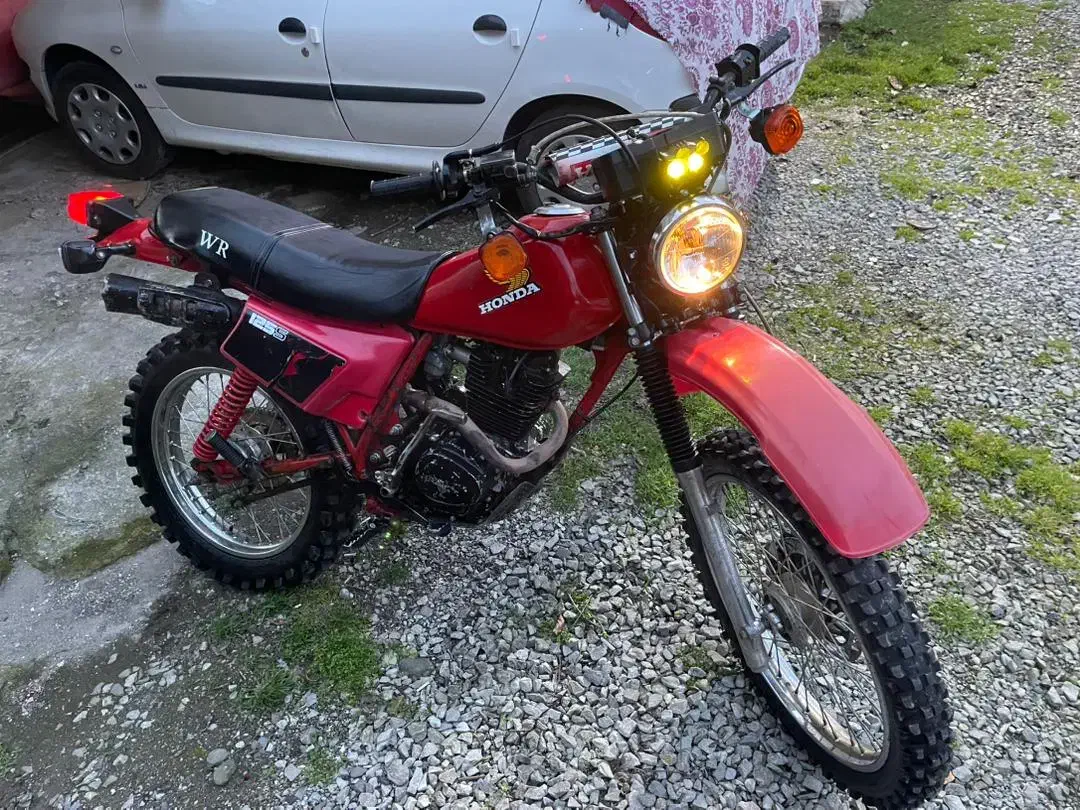 اکسل ۲۰۰ccژاپن (استارتی)درحد|موتورسیکلت|تنکابن, |دیوار