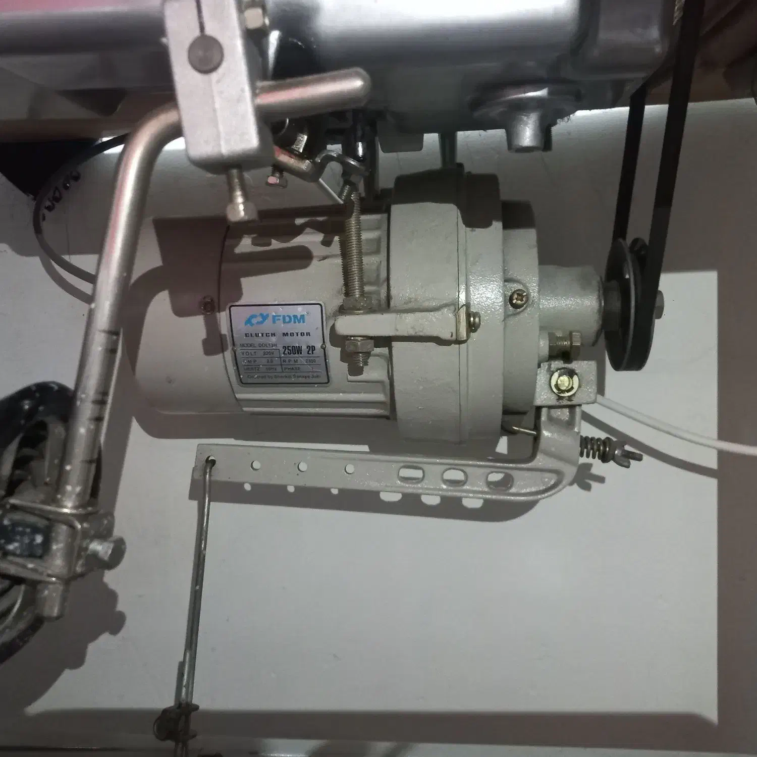 چرخ راسته صنعتی|چرخ خیاطی و ریسندگی|صفادشت, |دیوار