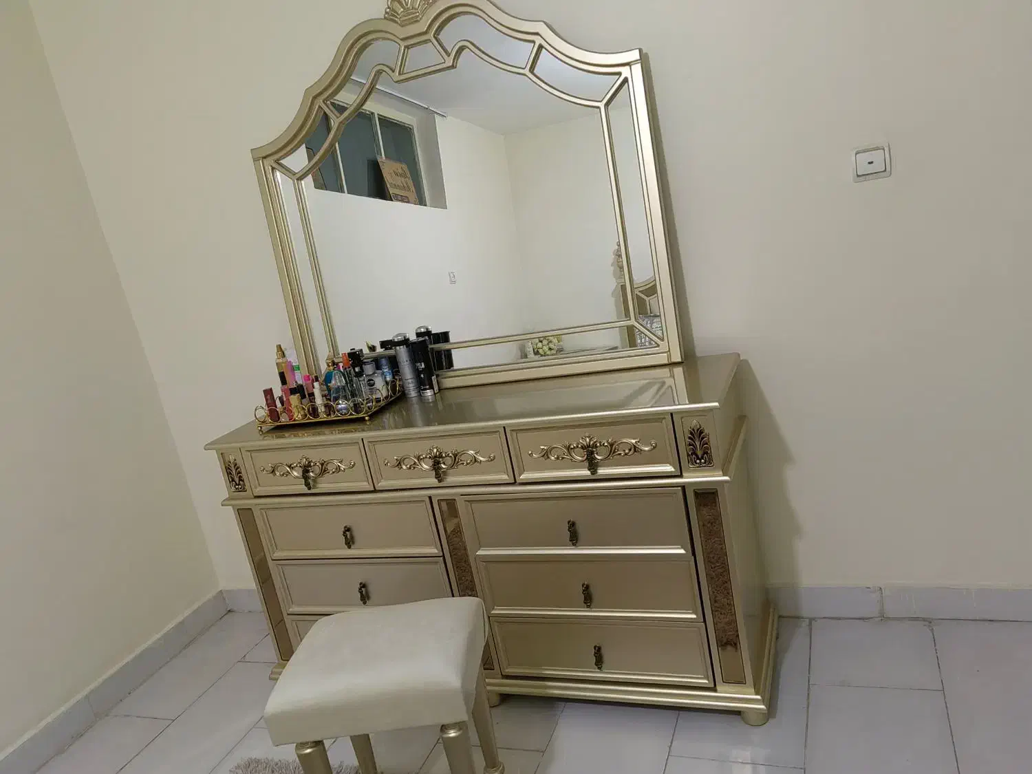 تخت خواب دو نفره شیک|تخت و سرویس خواب|احمدآبادمستوفی, |دیوار