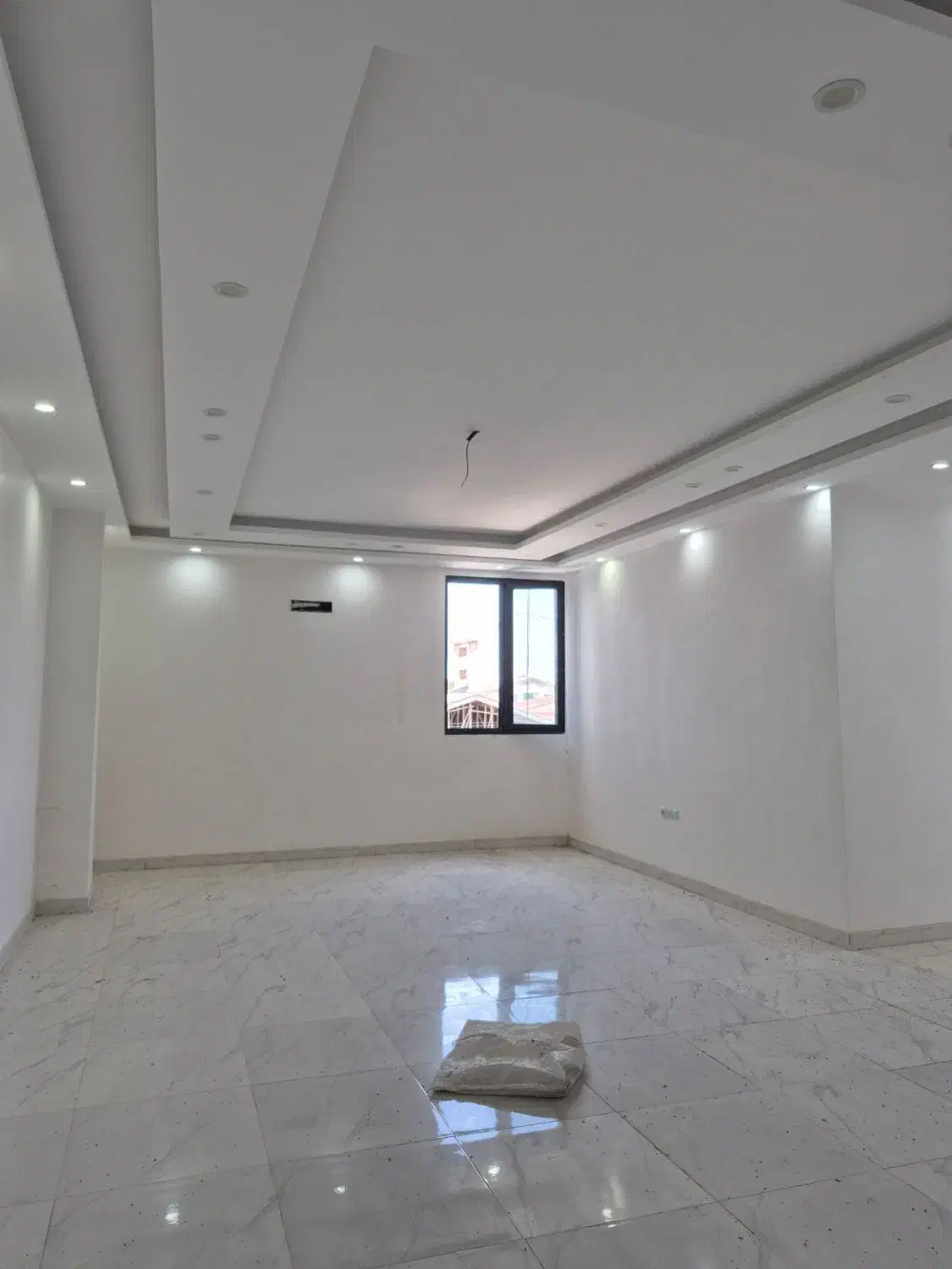 فروش واحد نوساز ۸۵ متری بر بلوار مطهری|فروش آپارتمان|آستانه اشرفیه, |دیوار