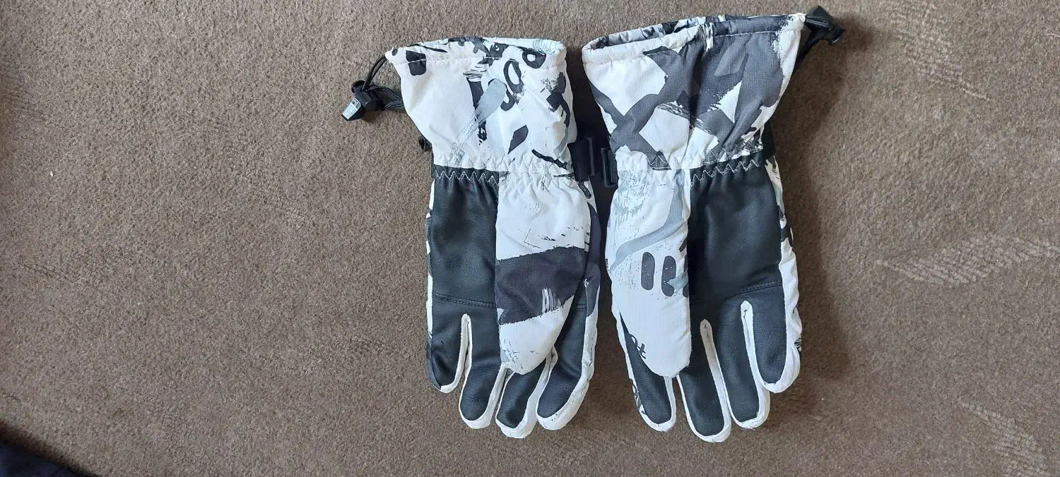 ست کامل اسنوبرد نو|ورزشهای زمستانی|ری, سیزده آبان|دیوار