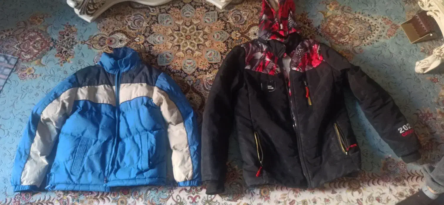 دوتا کاپشن کارکرده باهم ۳۰۰|لباس|اشتهارد, |دیوار