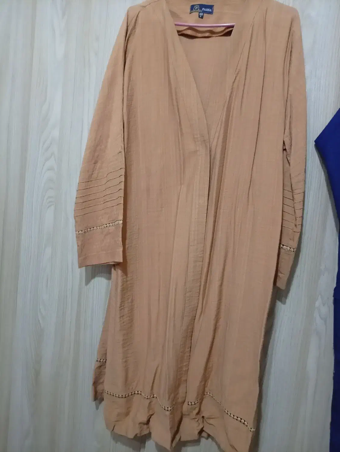 مانتو|لباس|شیراز, قدوسی شرقی|دیوار