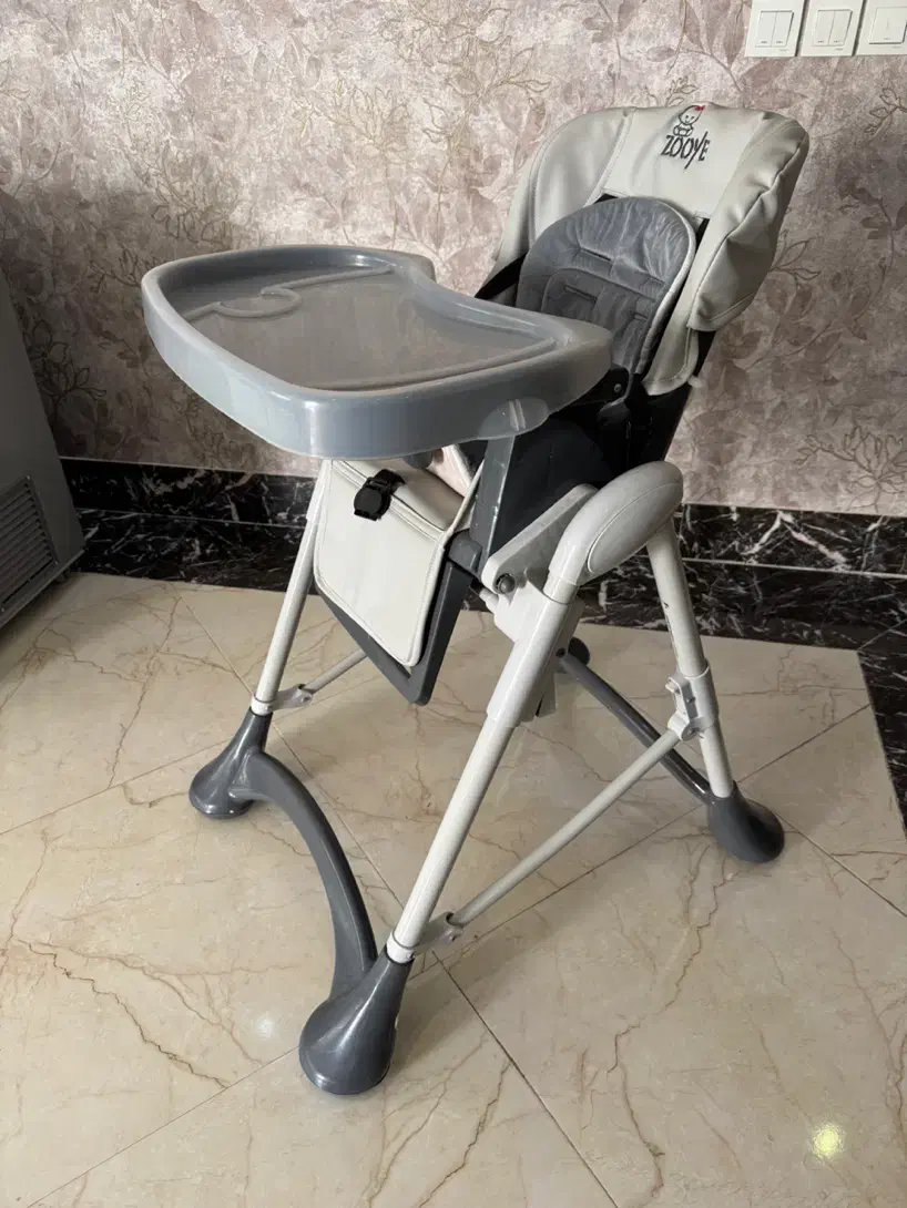 صندلی کودک|تخت و صندلی بچه|ارومیه, |دیوار