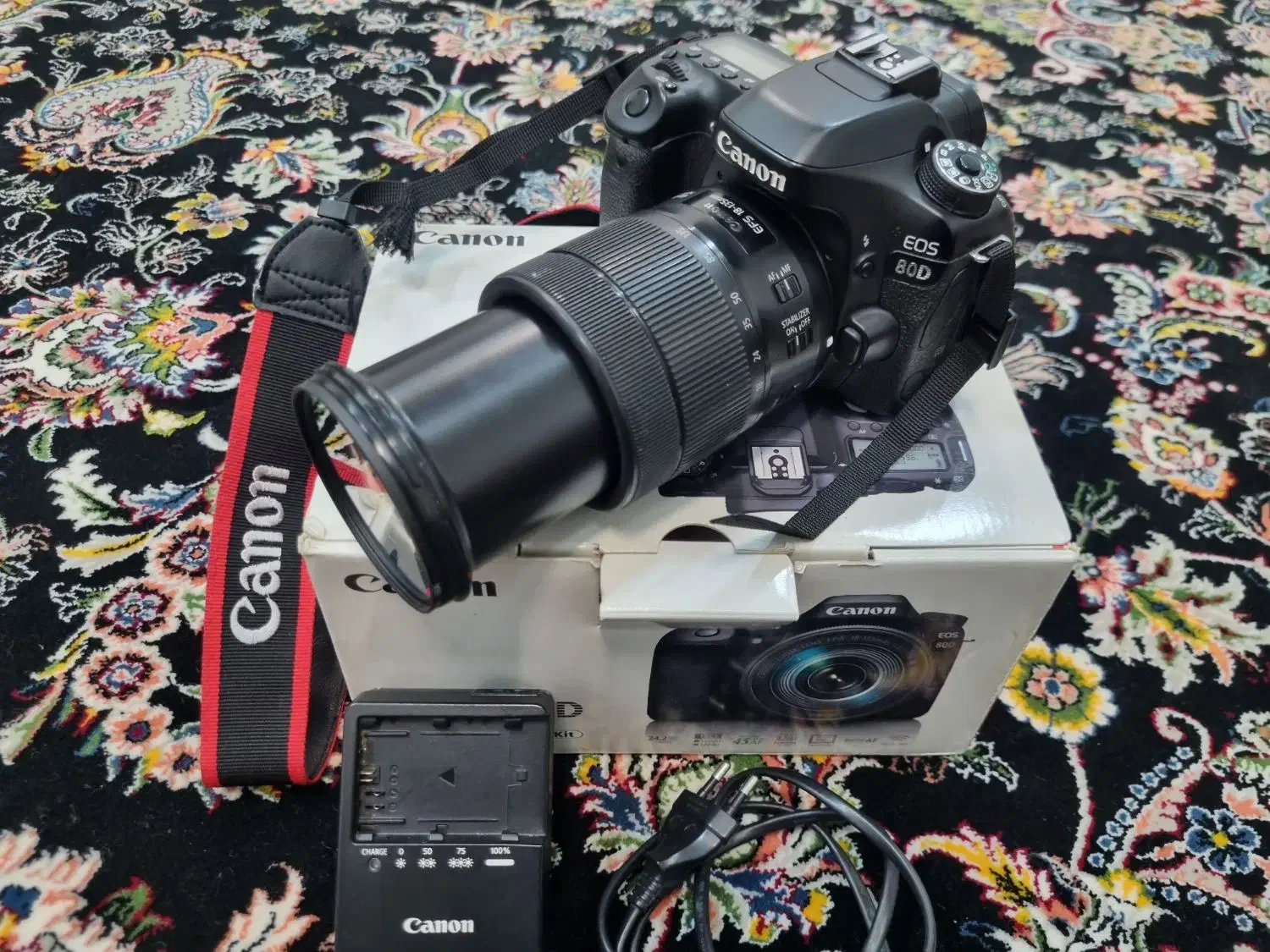 دوربین 80d کنون ۸۰دی لنز ۱۸/۱۳۵ usm بسیار تمیز|دوربین عکاسی و فیلمبرداری|قم, چهل درخت|دیوار