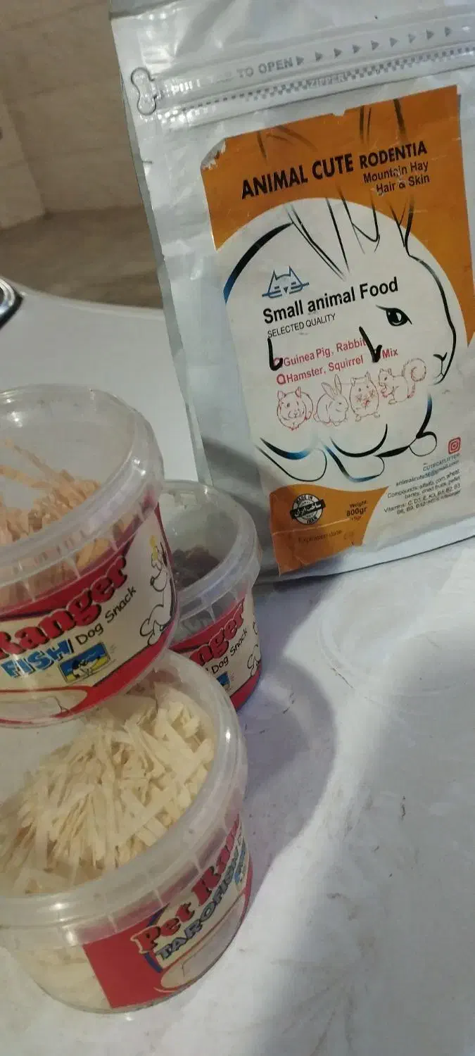 چند بسته غذای حیوانات سگ همسترخرگوش وخوکچه هندی|لوازم جانبی حیوانات|ری, امین آباد|دیوار