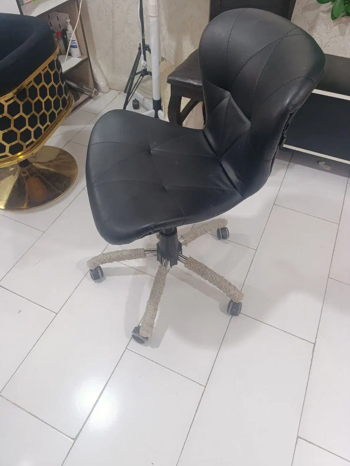 صندلی|میز و صندلی غذاخوری|اهرم, |دیوار