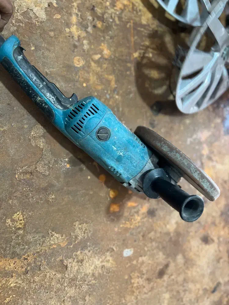 سنگ فرز ماکیتا ۷۰۲۰ژاپن|ابزارآلات|زاهدان, |دیوار