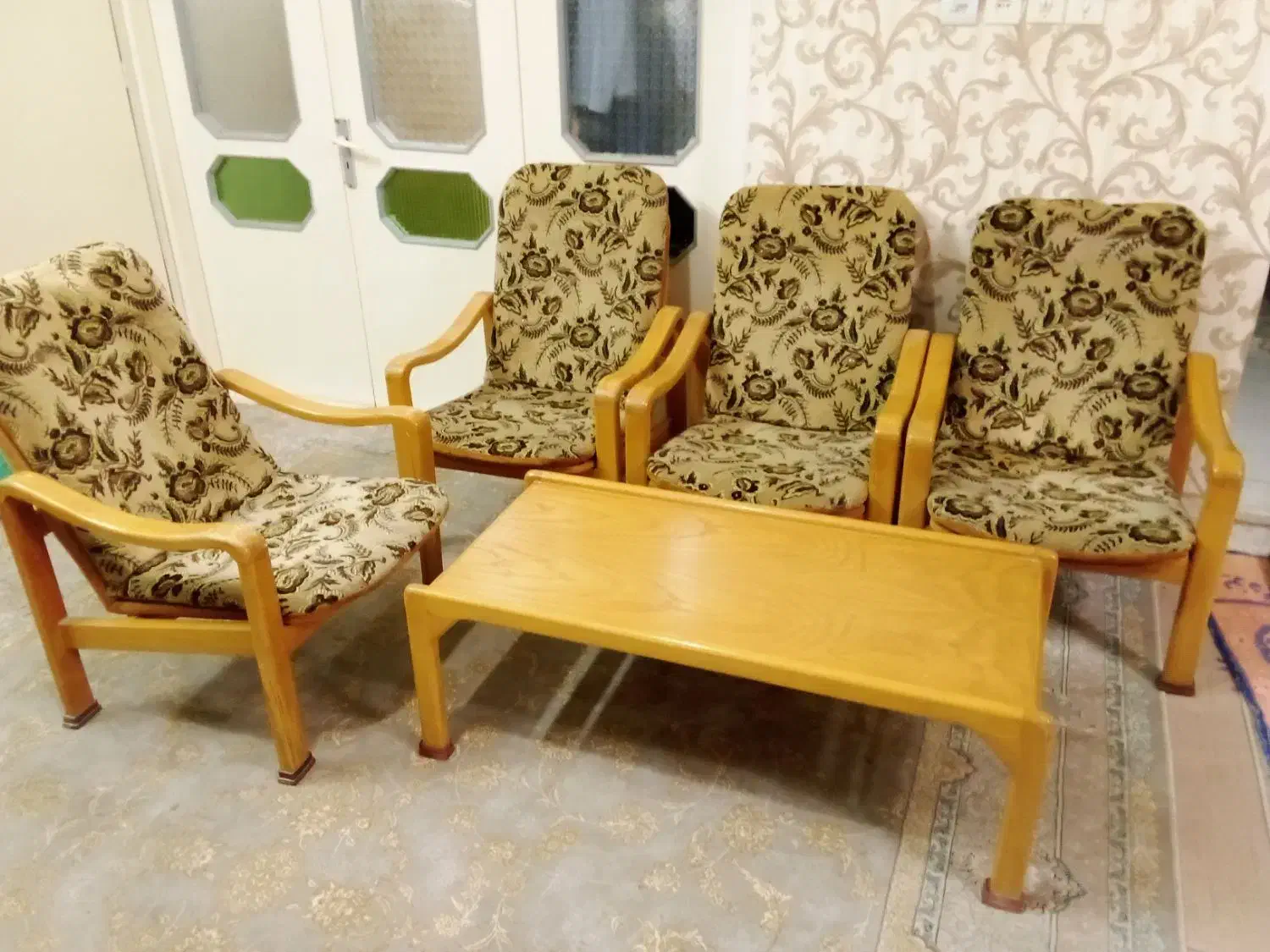 میزوصندلی|مبلمان اداری|قم, حاج زینل|دیوار