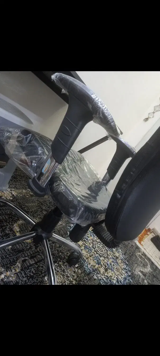 صندلی جک دار|مبلمان اداری|مشهد, حضرت حجت|دیوار