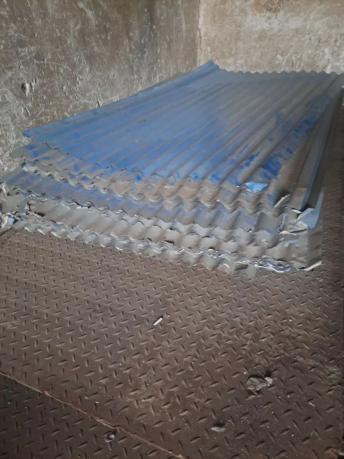 ورق کرکره آبی  ورق آجدار ۳میل|عمده‌فروشی|تهران, امیریه|دیوار