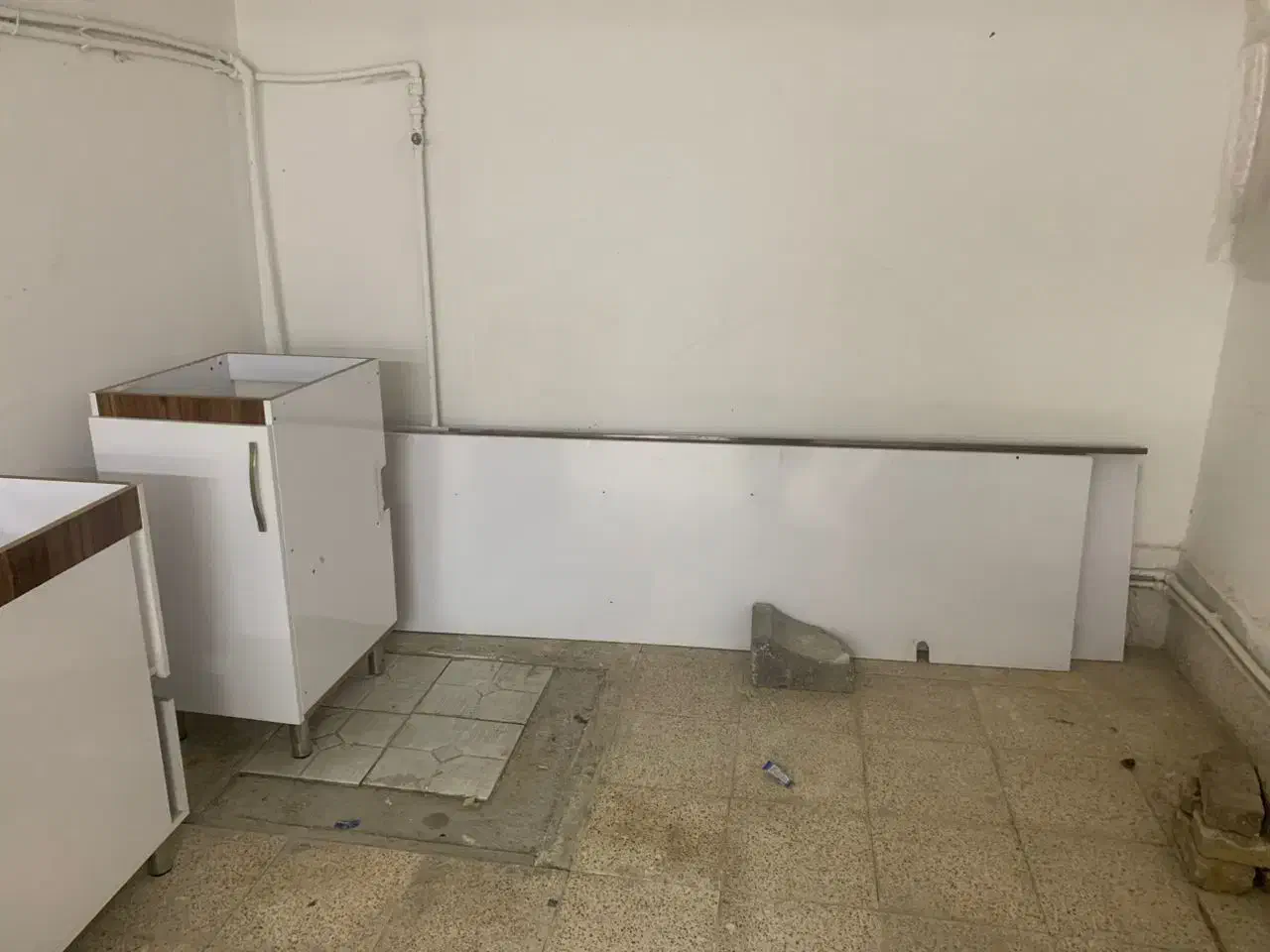 کابینت در حد نو|آب‌چکان و نظم‌دهنده ظروف|سلماس, |دیوار