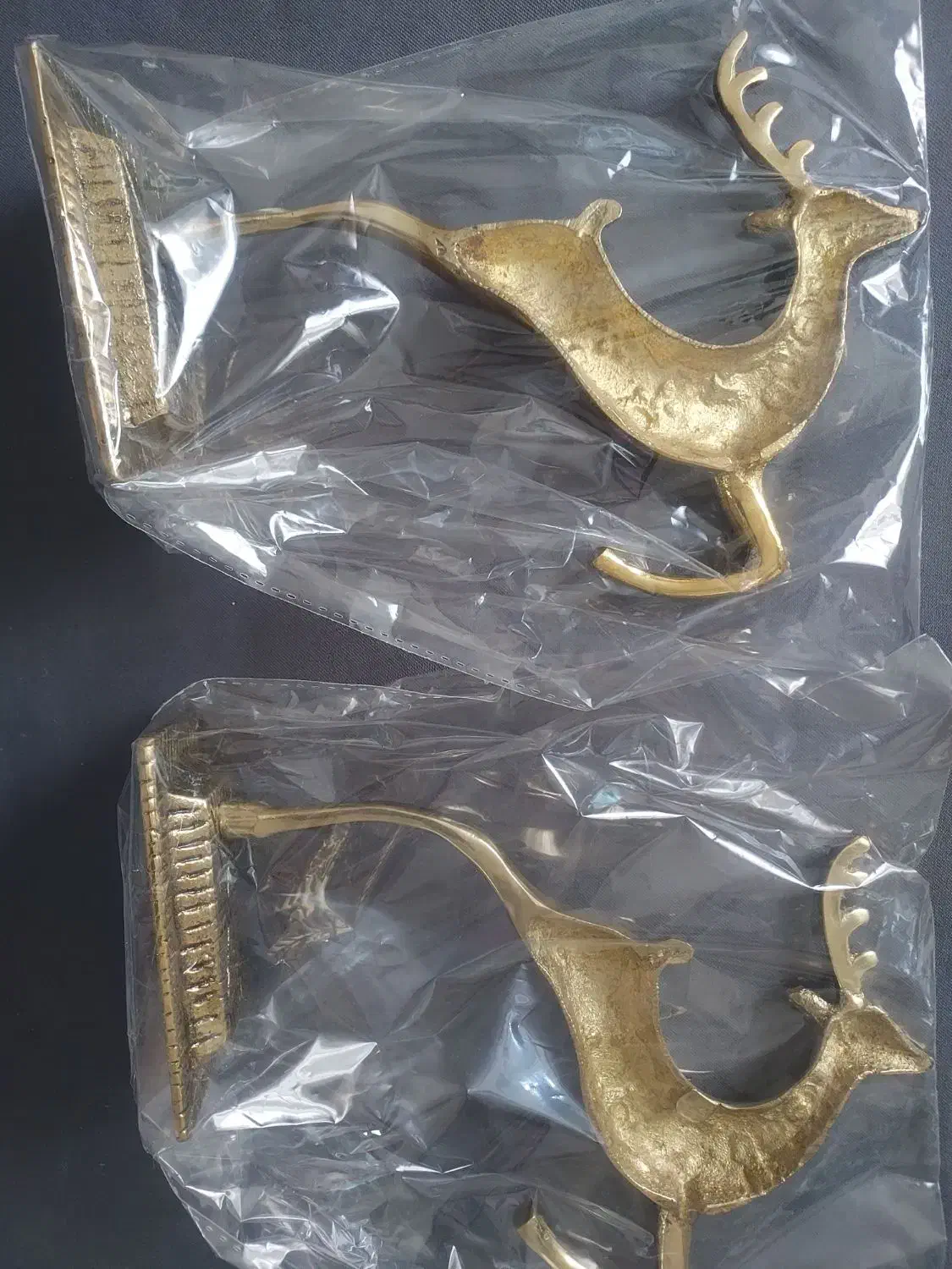 گوزن برنجی توخالی|مجسمه، تندیس، ماکت|تهران, باغ فیض|دیوار