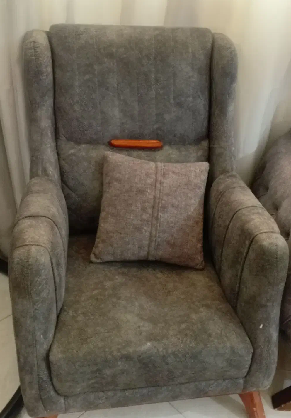 یک سرویس مبل ۷نفر کار کرده ولی تمیز|مبلمان خانگی و میز عسلی|علیآباد کتول, |دیوار