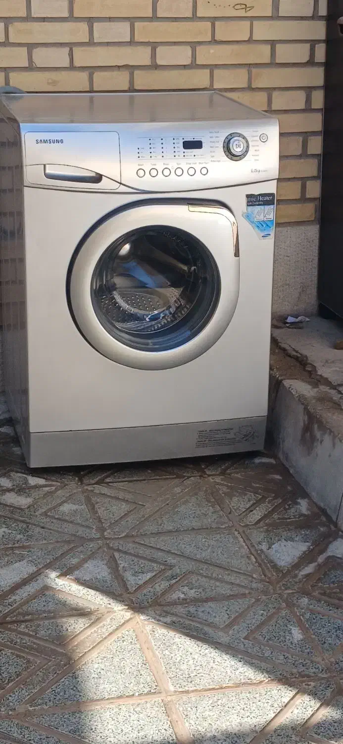 لباسشویی  تمام اتومات  در حد نو|ماشین لباسشویی و خشک‌کن لباس|شیراز, شریف‌آباد|دیوار