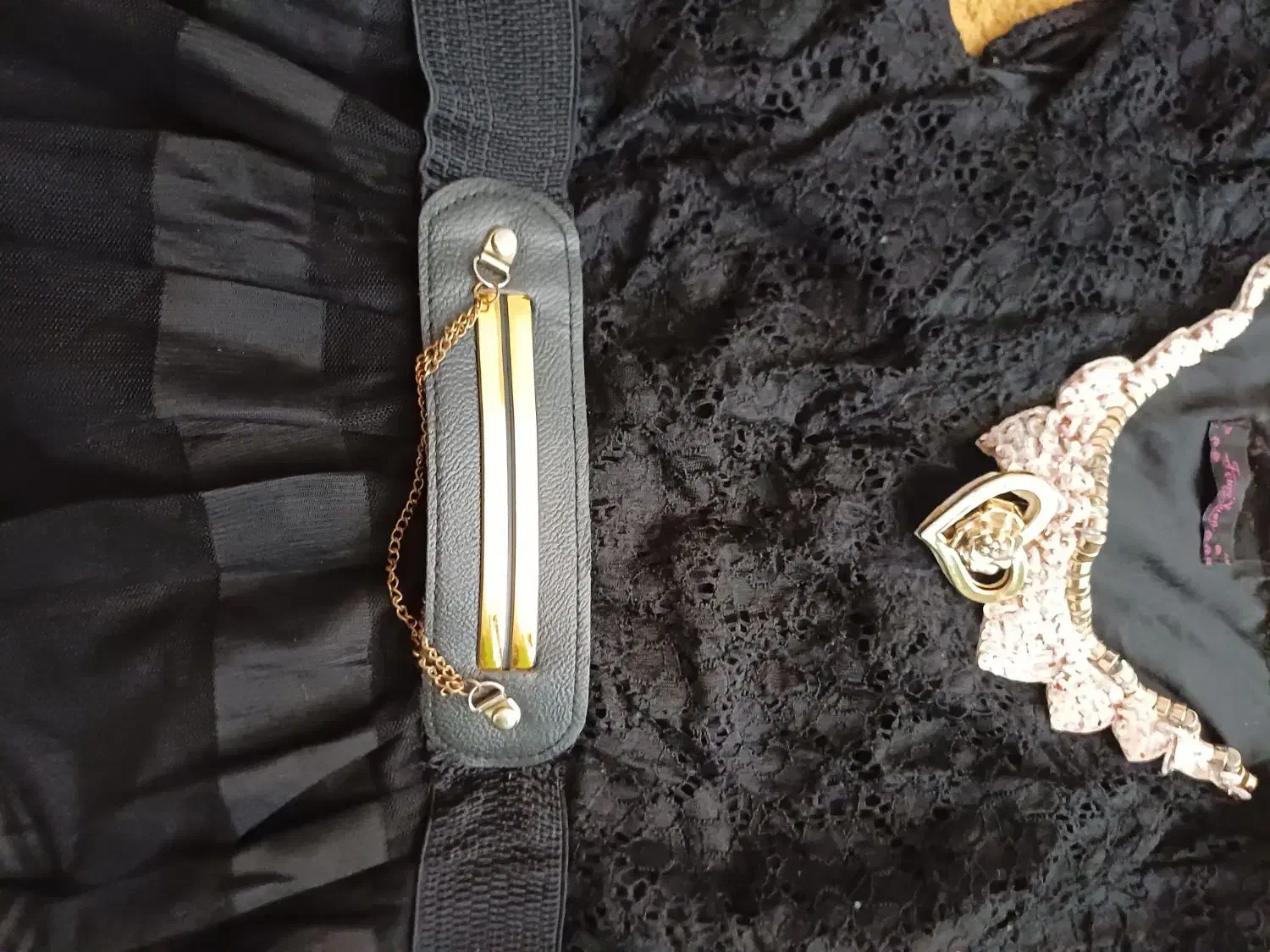 لباس مجلسی|لباس|قزوین, |دیوار