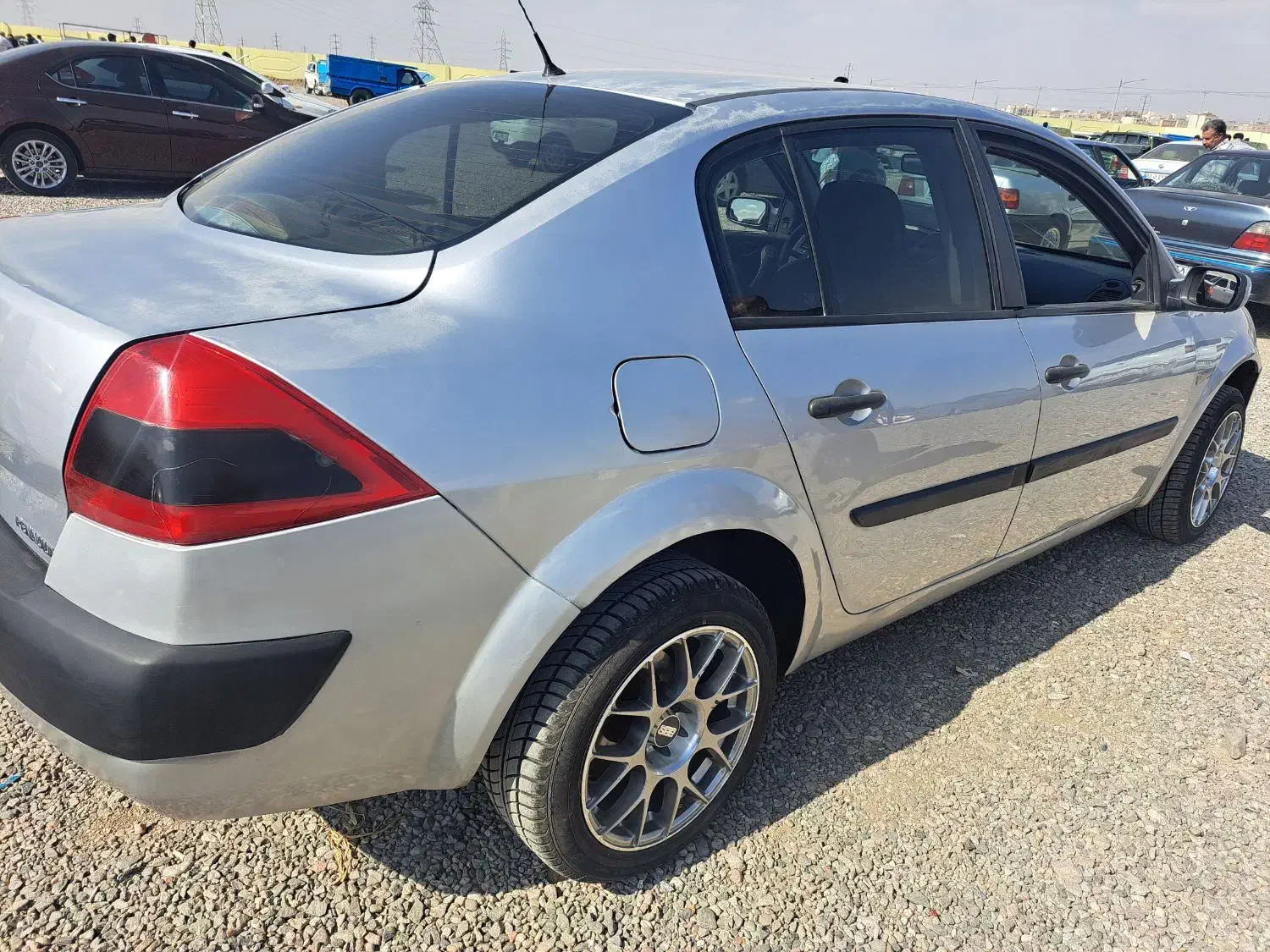 مگان مدل ۲۰۱۰|خودرو سواری و وانت|تربت جام, مطهری|دیوار