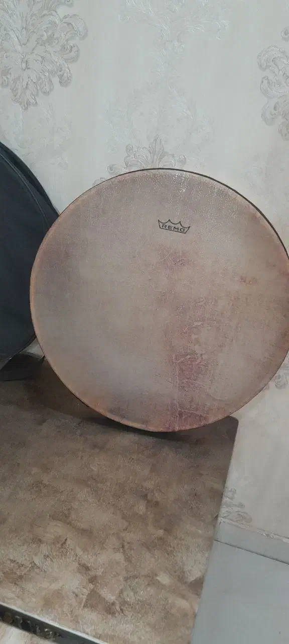 دف رمو|سازهای سنتی|کاشمر, |دیوار