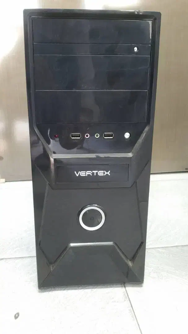 کامپیوتر رم 32 گرافیک 8|رایانه رومیزی|مشهد, وحید|دیوار