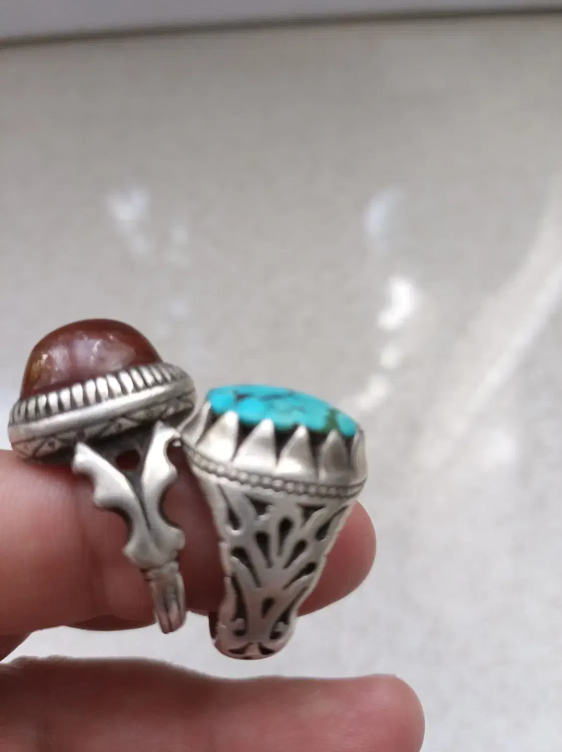 فروش دوعددانگشترویک نسبی سنگ باارزش|جواهرات|بندرعباس, |دیوار