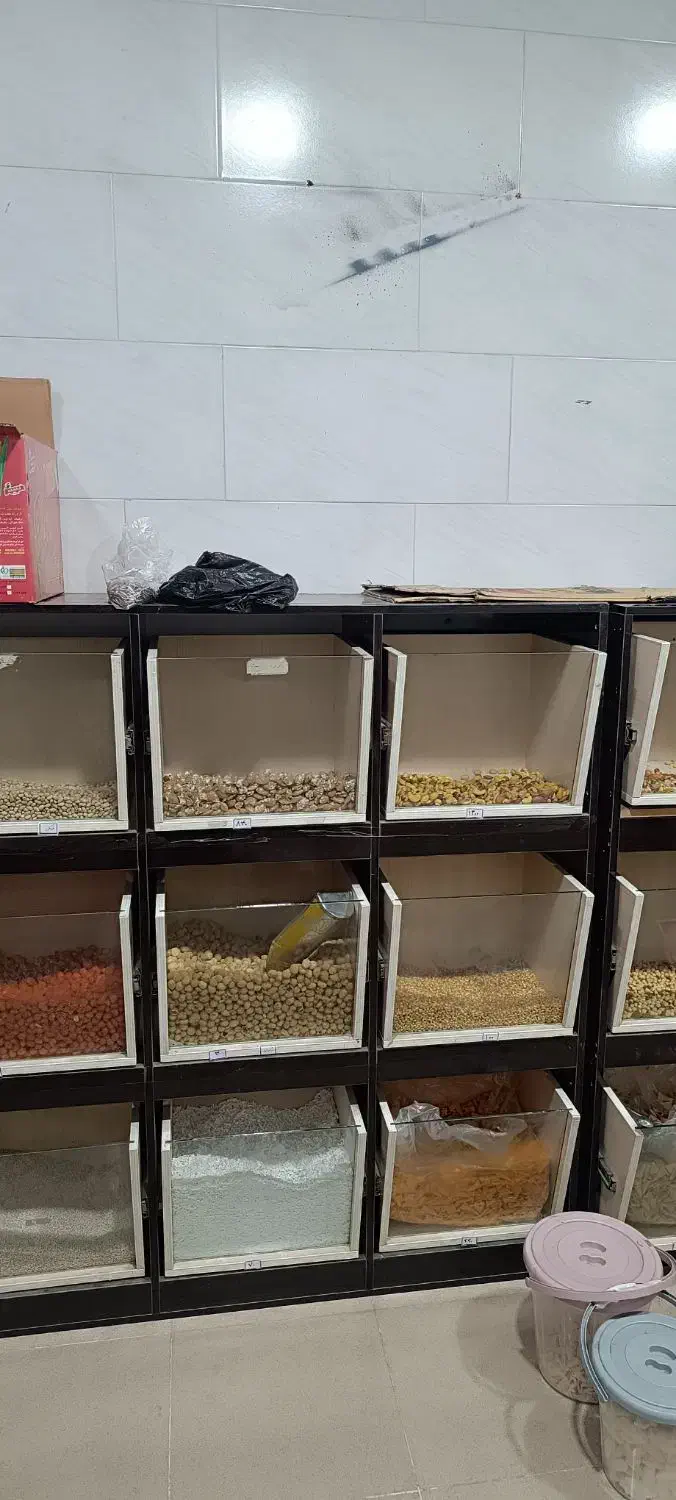 قفسه آجیل و خشکبار|فروشگاه و مغازه|بانه, |دیوار