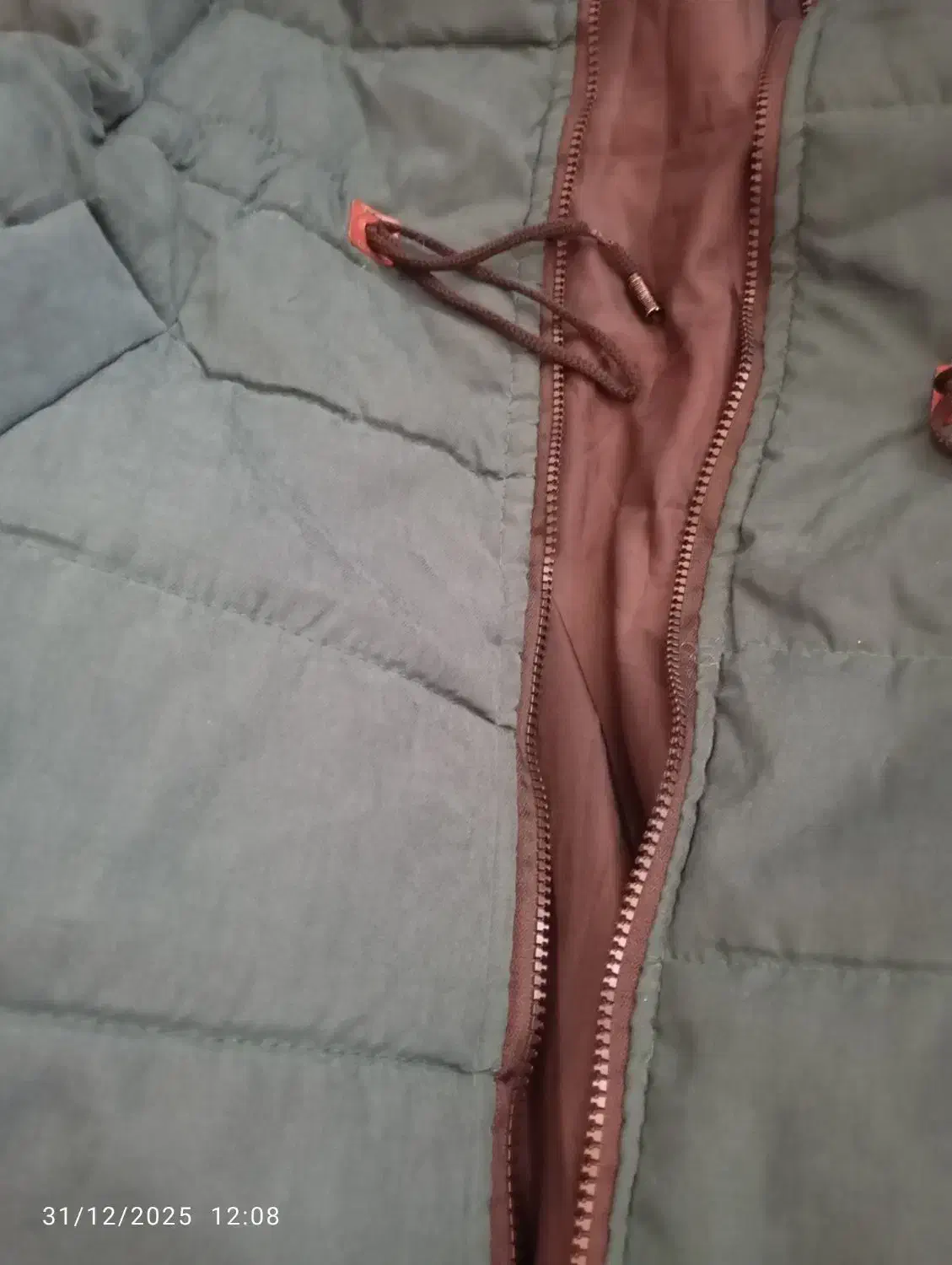 پافر|لباس|مشهد, جانباز|دیوار