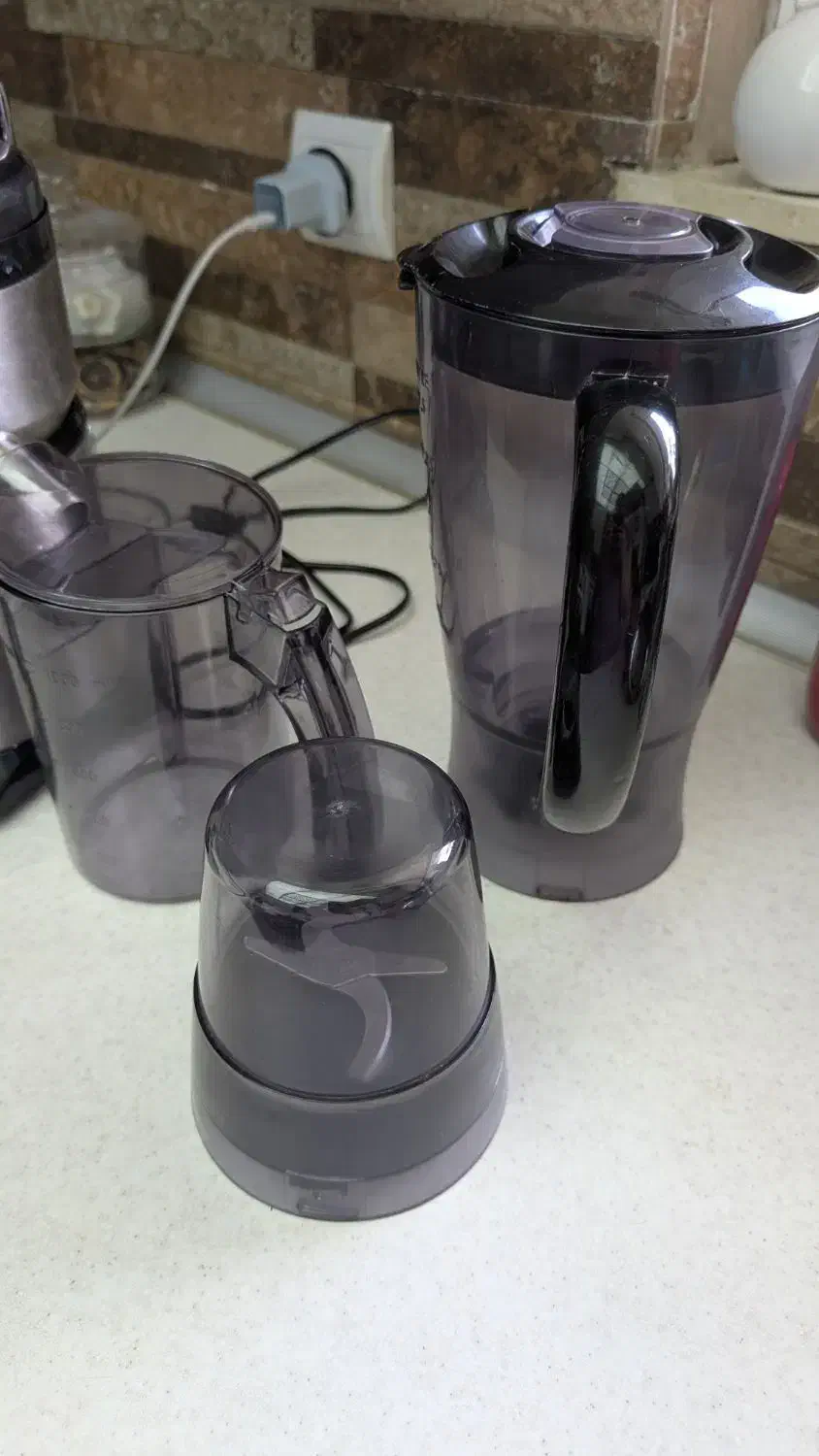 آبمیوه گیری و مخلوط کن و آسیاب کن|آبمیوهگیر و آبمرکباتگیر|زنجان, |دیوار