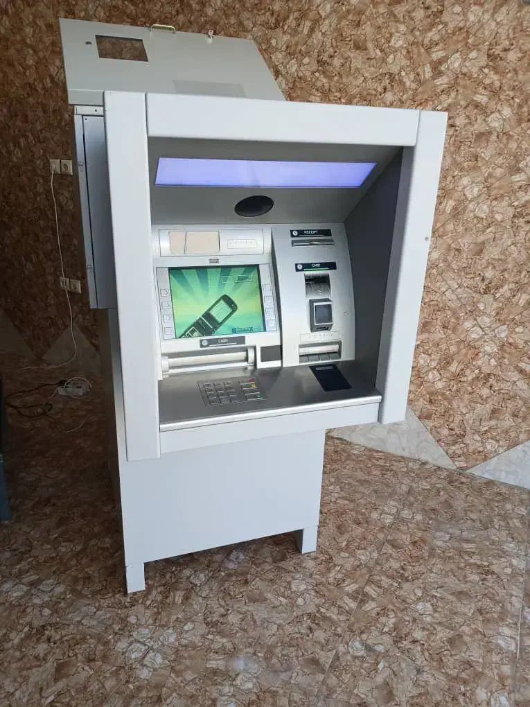 خودپرداز / عابربانک / باجه بانکی / ATM / کشلس|فروشگاه و مغازه|اهواز, کوی فرهنگیان ۱|دیوار