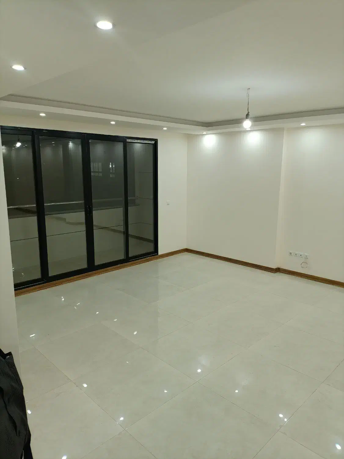 واحد ۱۴۵ متری خیابان پوریای ولی|فروش آپارتمان|اصفهان, پوریای ولی|دیوار