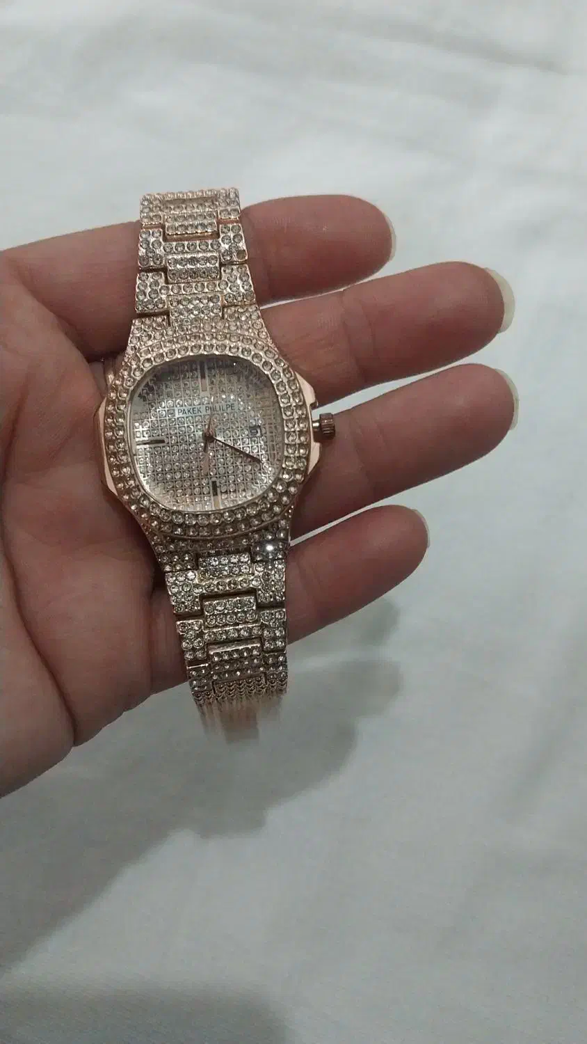 انواع وسایل آرایشی. بدلیجات. شال وروسری|بدلیجات|تایباد, |دیوار