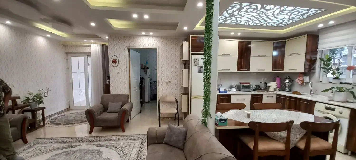 *ویلا نقلی و شیک نوساز نزدیک شهر رشت*|فروش خانه و ویلا|رشت, حومه رشت|دیوار