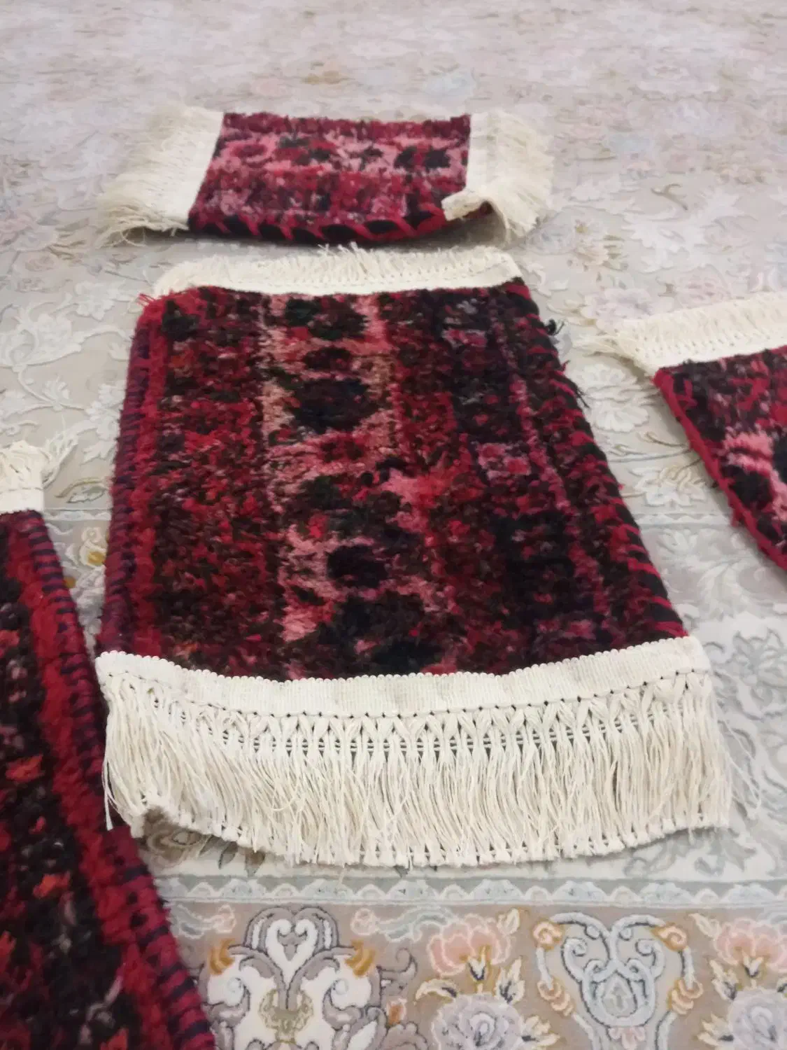 فرش دستباف برای استفاده صندلی روی ماشین|فرش|اندیمشک, |دیوار
