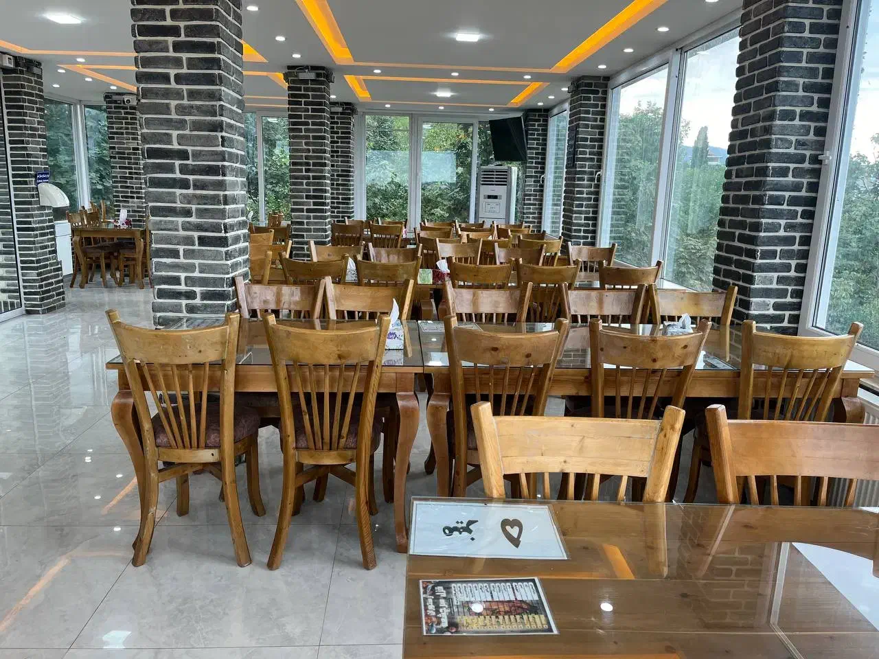 استخدام نیروی کار در یک رستوران واقع در چابکسر|استخدام خدمات فروشگاه و رستوران|رحیمآباد, |دیوار