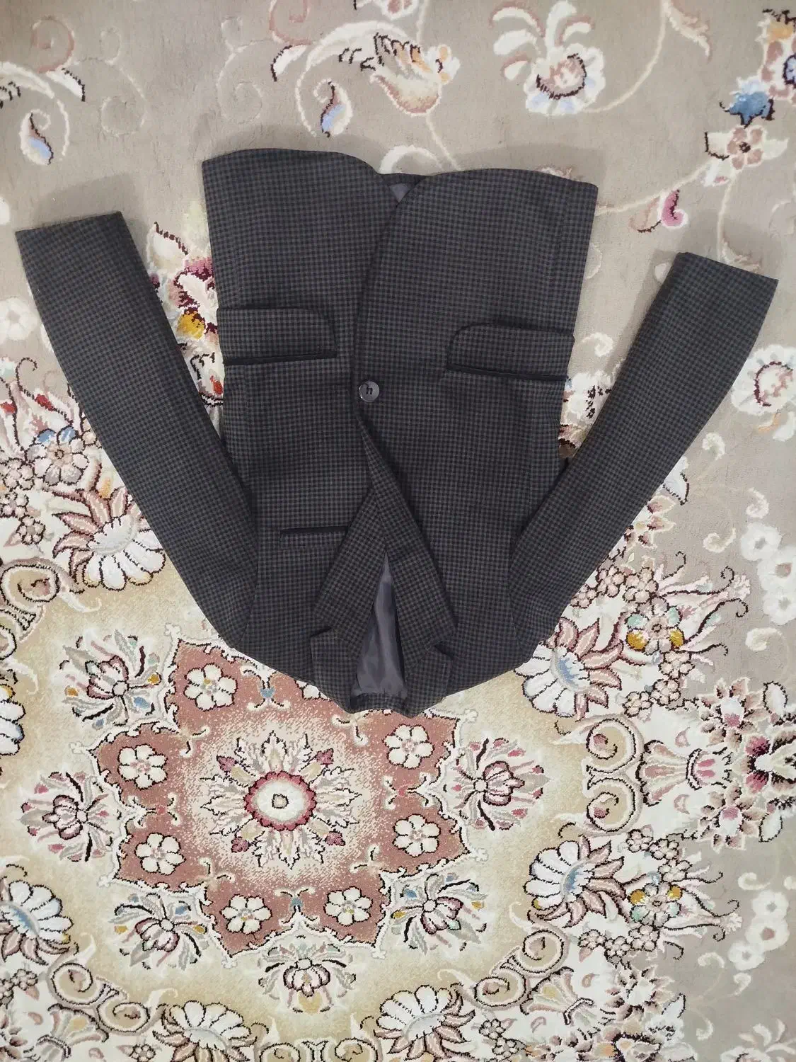 دو عدد کت بچگانه|کفش و لباس بچه|بروجرد, |دیوار