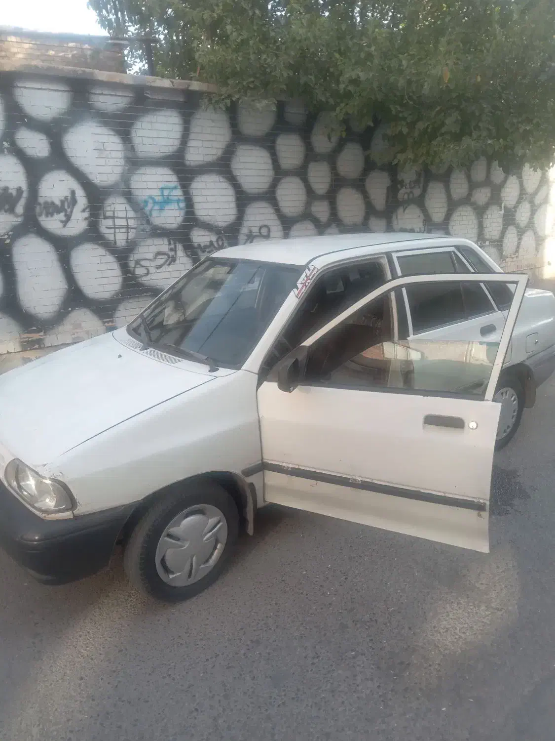 پرایدمدل ۸۲ .|خودرو سواری و وانت|بهارستان, |دیوار