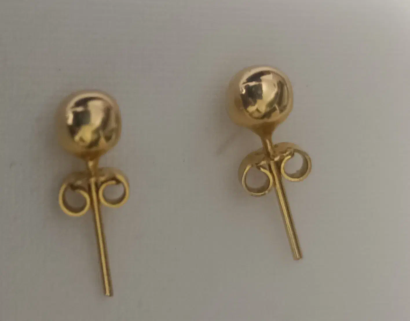 گوشواره میخی و انگشتر شیک وحلقه ی ست|جواهرات|الشتر, |دیوار