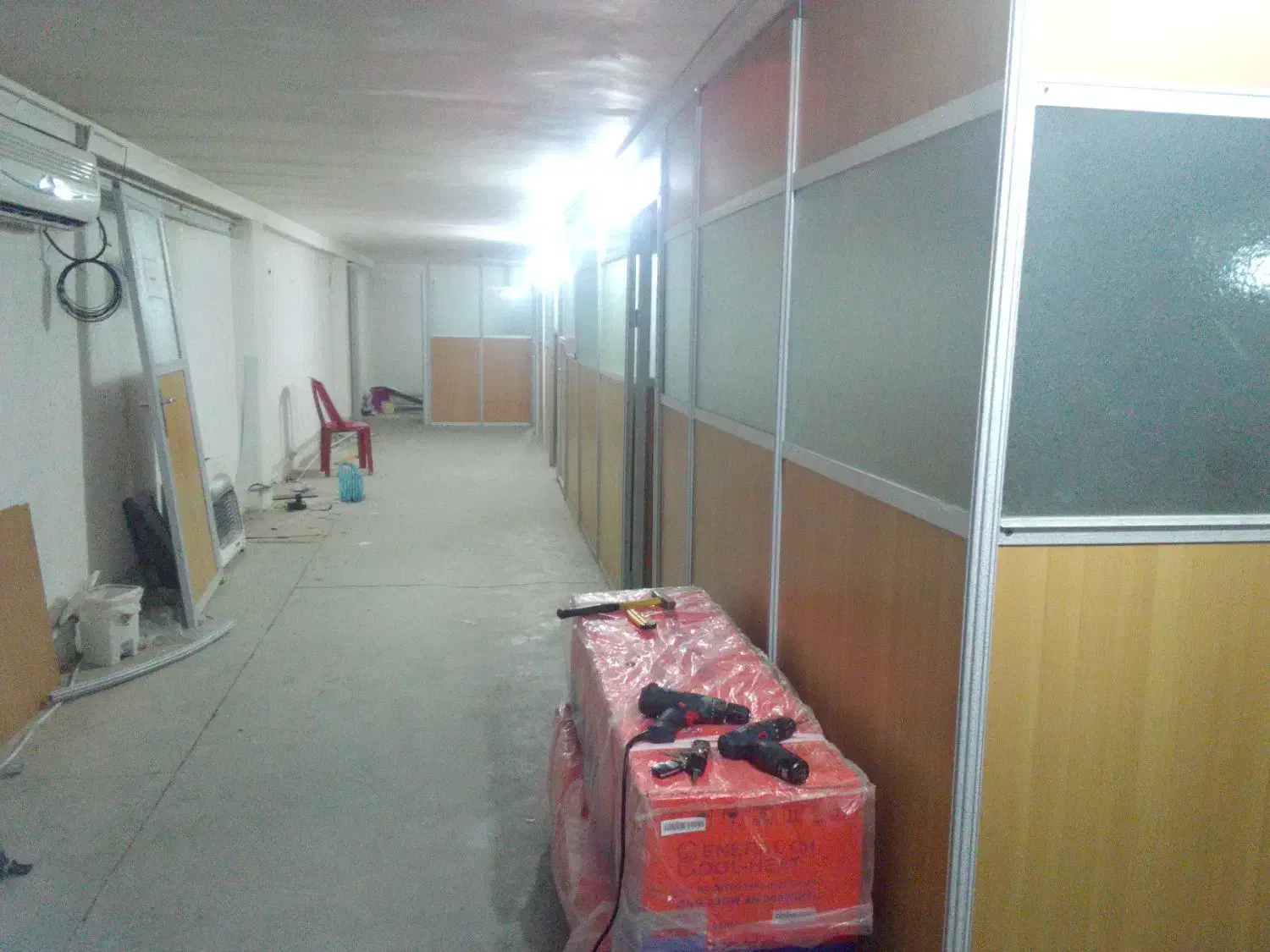 نصب و جابجایی پارتیشن|خدمات پیشه و مهارت|اندیشه, اندیشه فاز ۲|دیوار