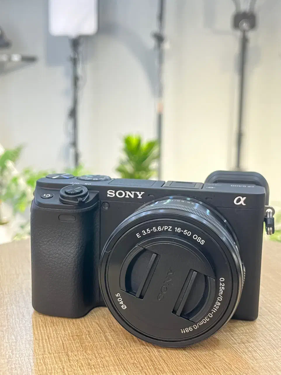 دوربین سونی a6400 در حد تست|دوربین عکاسی و فیلم‌برداری|سیرجان, |دیوار