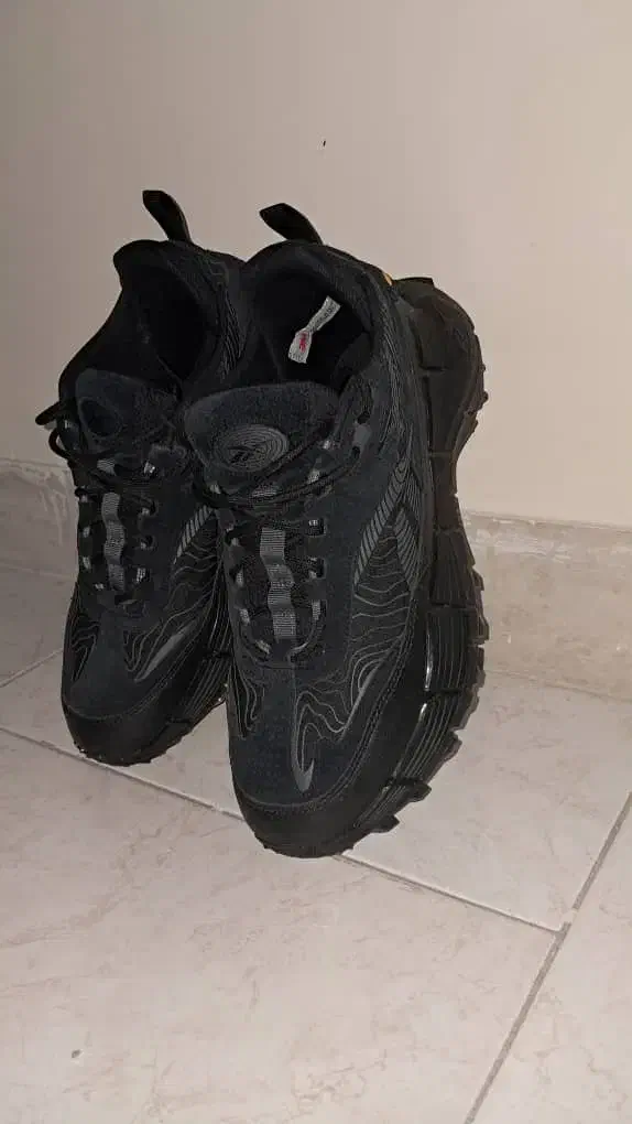 کفش ریباک اورجینال|کیف، کفش، کمربند|اندیشه, اندیشه فاز ۴|دیوار