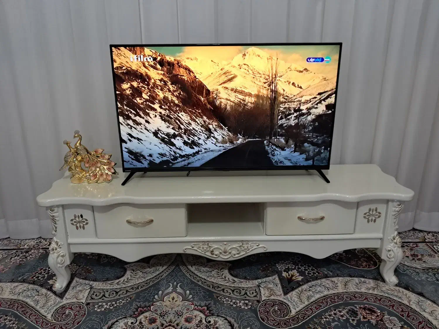 میز تلویزیون و جلو مبلی همراه با دوتا عسلی|میز تلویزیون|محمدشهر, محمدشهر|دیوار