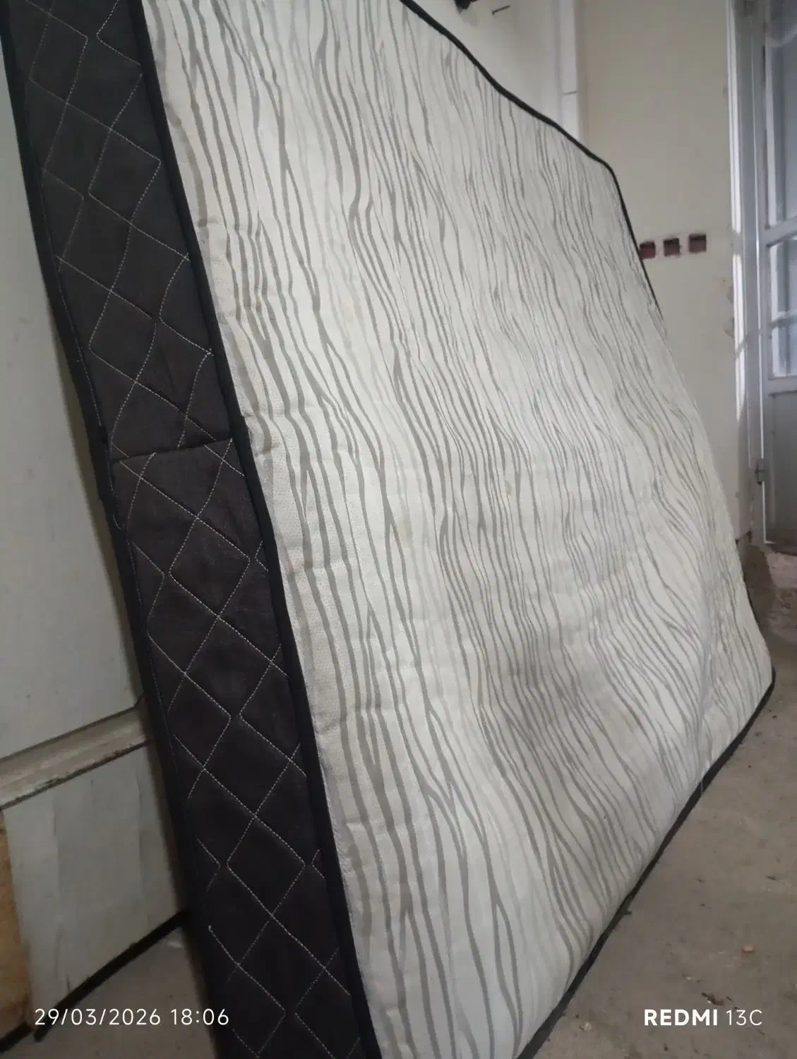 تشک|تشک تختخواب|مشهد, کوثر|دیوار