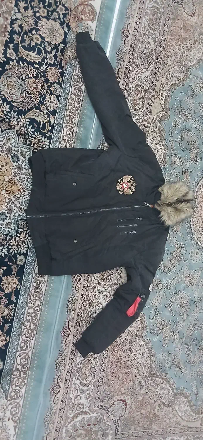 خلبانی|لباس|تبریز, |دیوار