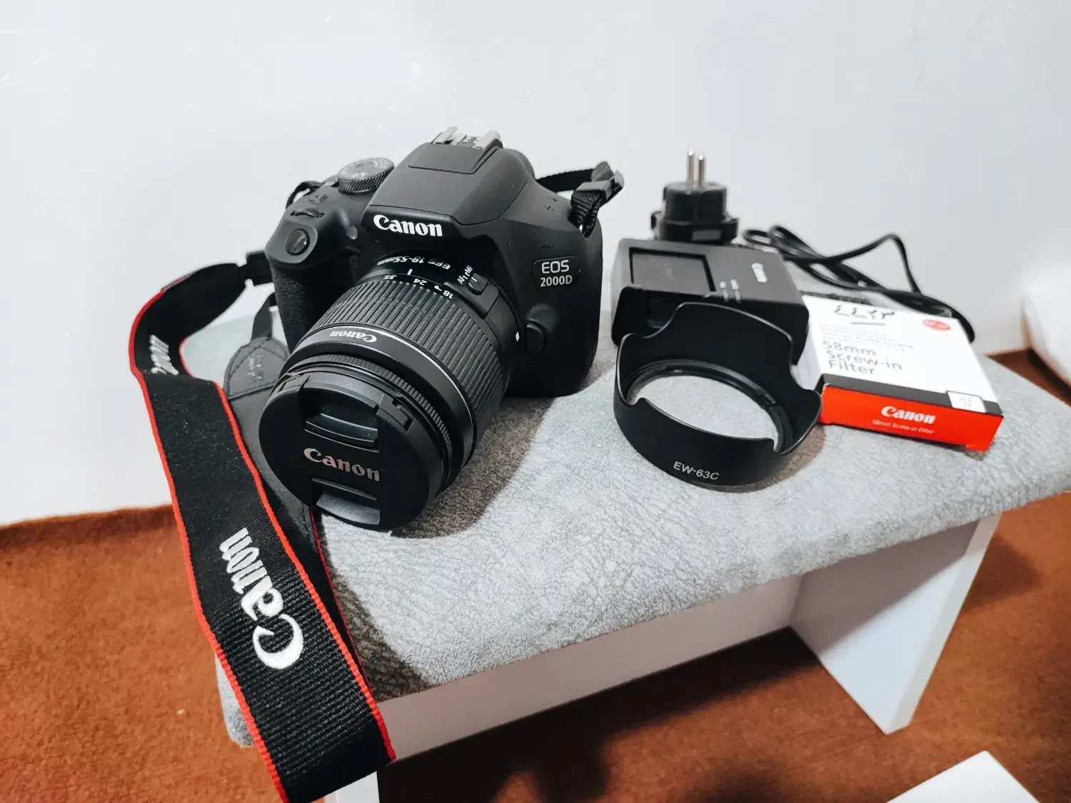 دوربین Canon 2000D|دوربین عکاسی و فیلم‌برداری|گنبد کاووس, |دیوار