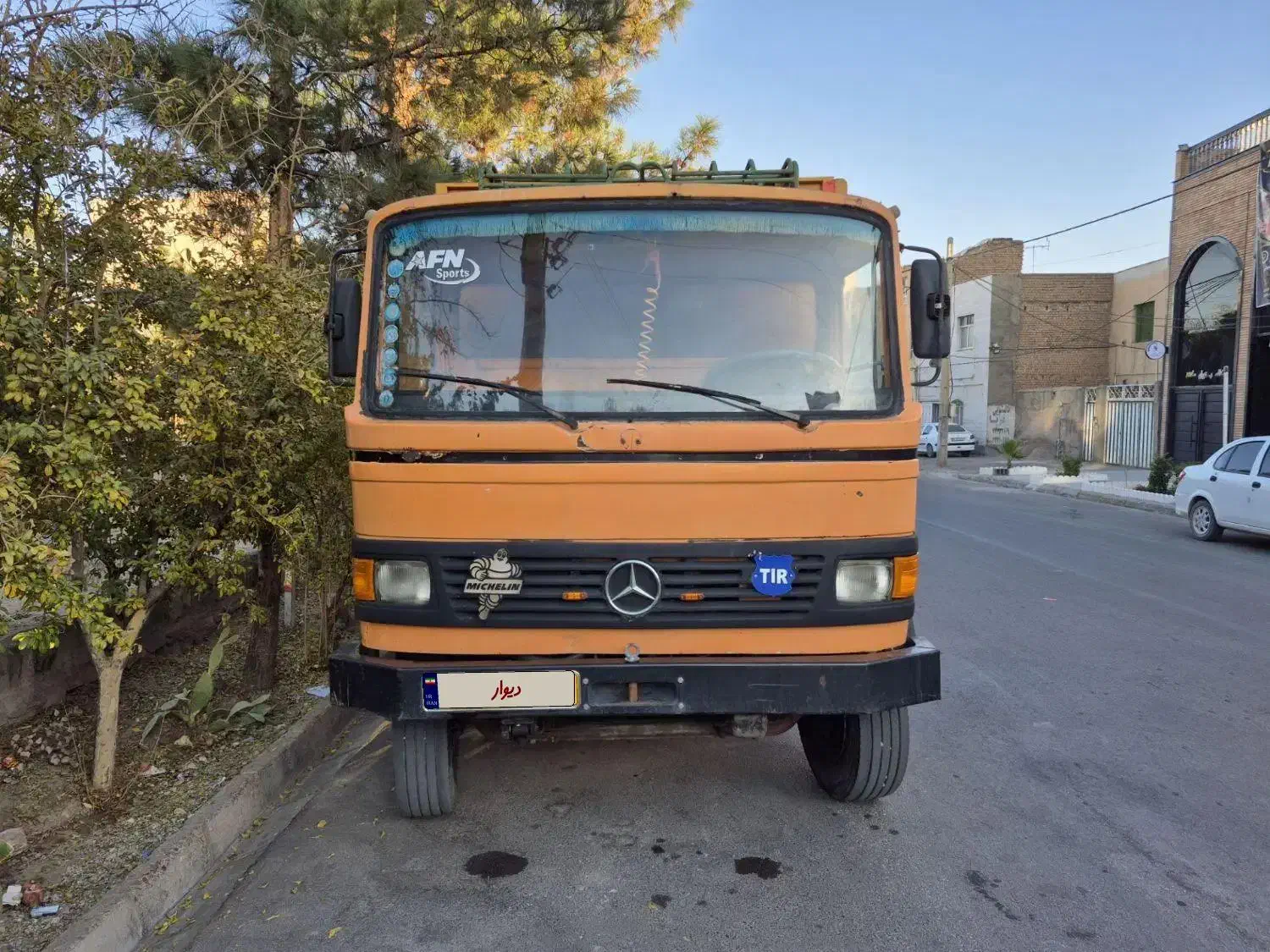 خاور۶۰۸ مدل ۱۳۷۷|خودرو سنگین|ساوه, |دیوار