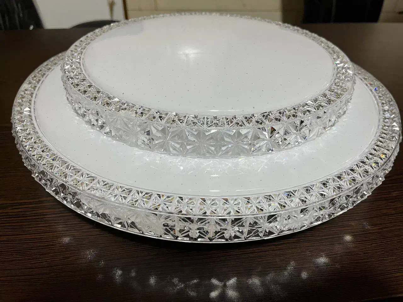 چراغ سقفی کریستالی 2 طبقه 72 وات سه حالته|لوستر و چراغ آویز|تهران, حکیمیه|دیوار