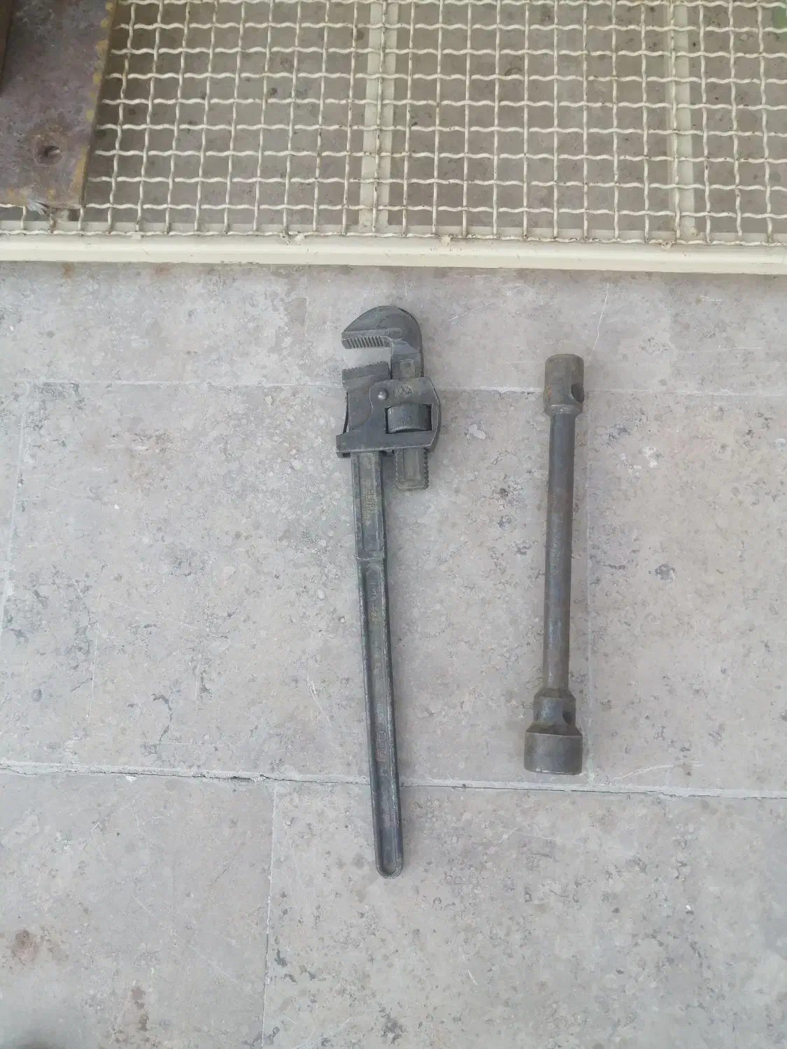 ابراز آلات عتیقه|ابزارآلات|قزوین, |دیوار