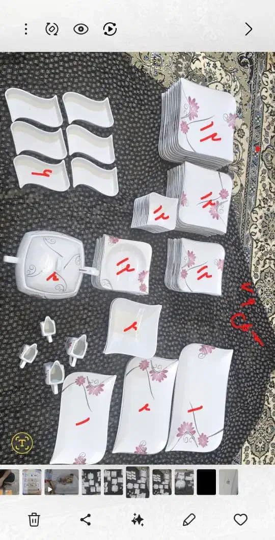 بلور چک تزئینی غذاخوری ۱۲نفره|ظروف سرو و پذیرایی|اصفهان, مشکین|دیوار