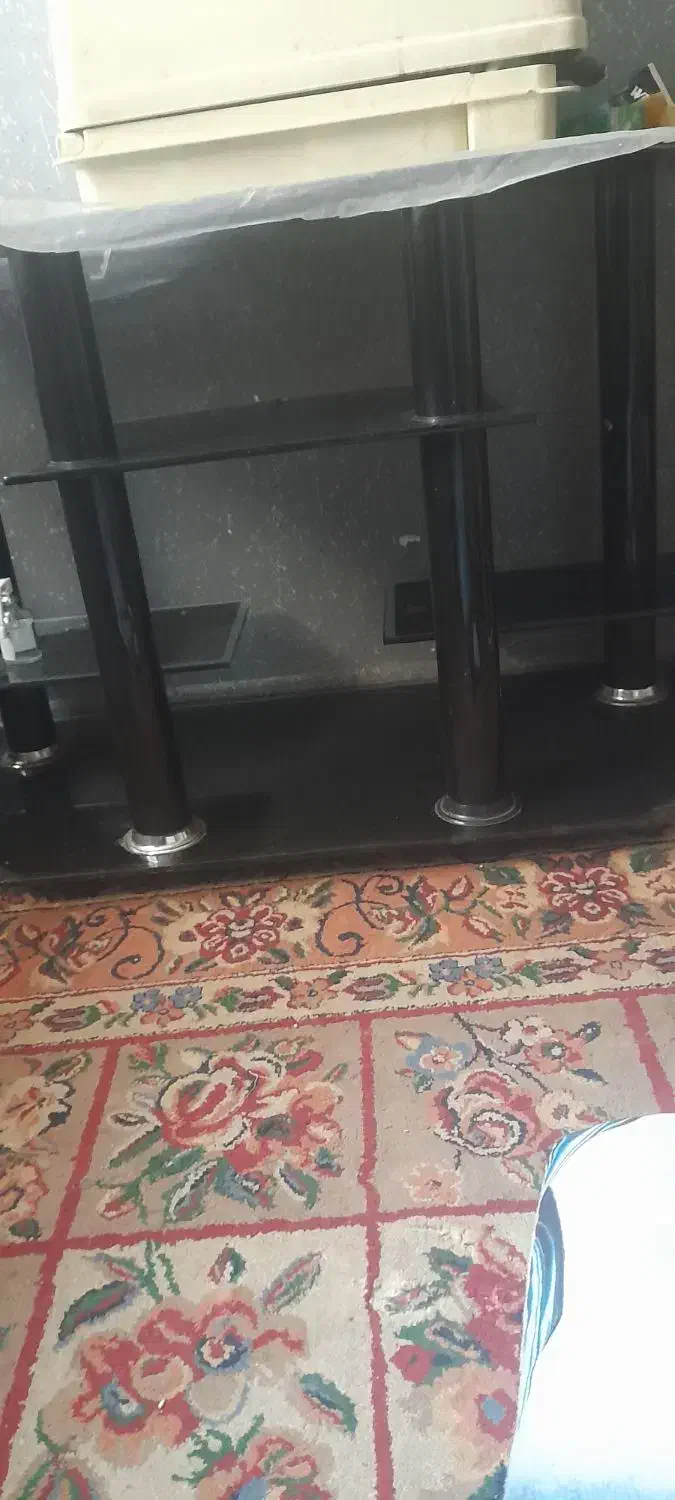 میز تلوزیون شیشه ای|میز تلویزیون|فولادشهر, مسکن مهر فولادشهر|دیوار