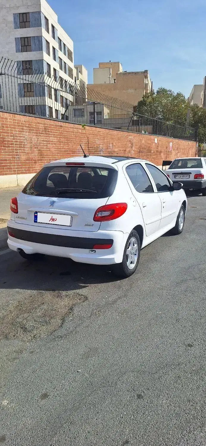 207iپاناروما دنده ای مدل ۱۴۰۱ بی رنگ|خودرو سواری و وانت|تهران, مقدم|دیوار